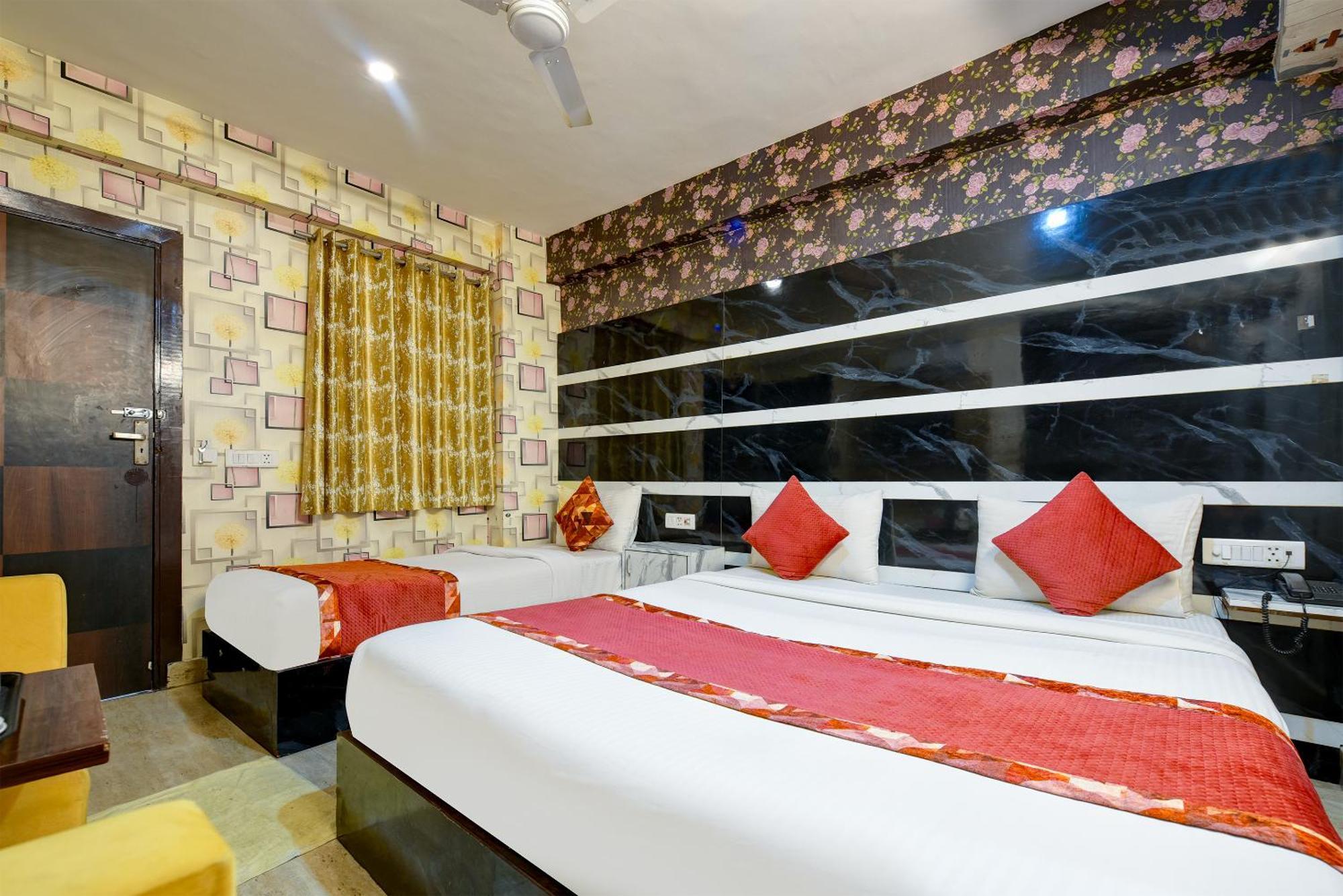 Venture Near International Airport 4*